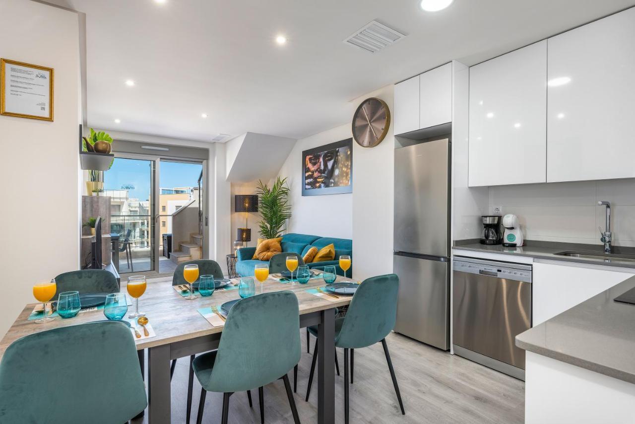 La Zenia Cocoon - Luxury Penthouse With Jacuzzi, 2 Pools, Indoor Heated Pool, Sauna, Gym, Playstation Dehesa de Campoamor (Orihuela Costa) Exterior foto