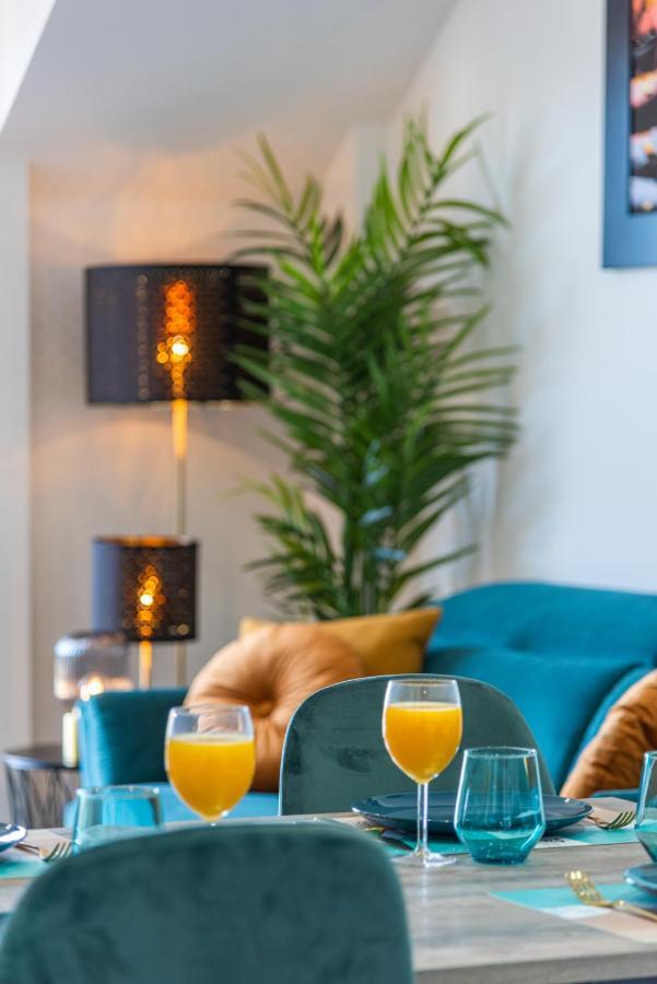 La Zenia Cocoon - Luxury Penthouse With Jacuzzi, 2 Pools, Indoor Heated Pool, Sauna, Gym, Playstation Dehesa de Campoamor (Orihuela Costa) Exterior foto