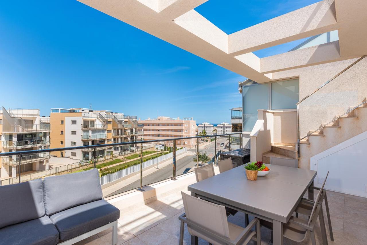 La Zenia Cocoon - Luxury Penthouse With Jacuzzi, 2 Pools, Indoor Heated Pool, Sauna, Gym, Playstation Dehesa de Campoamor (Orihuela Costa) Exterior foto