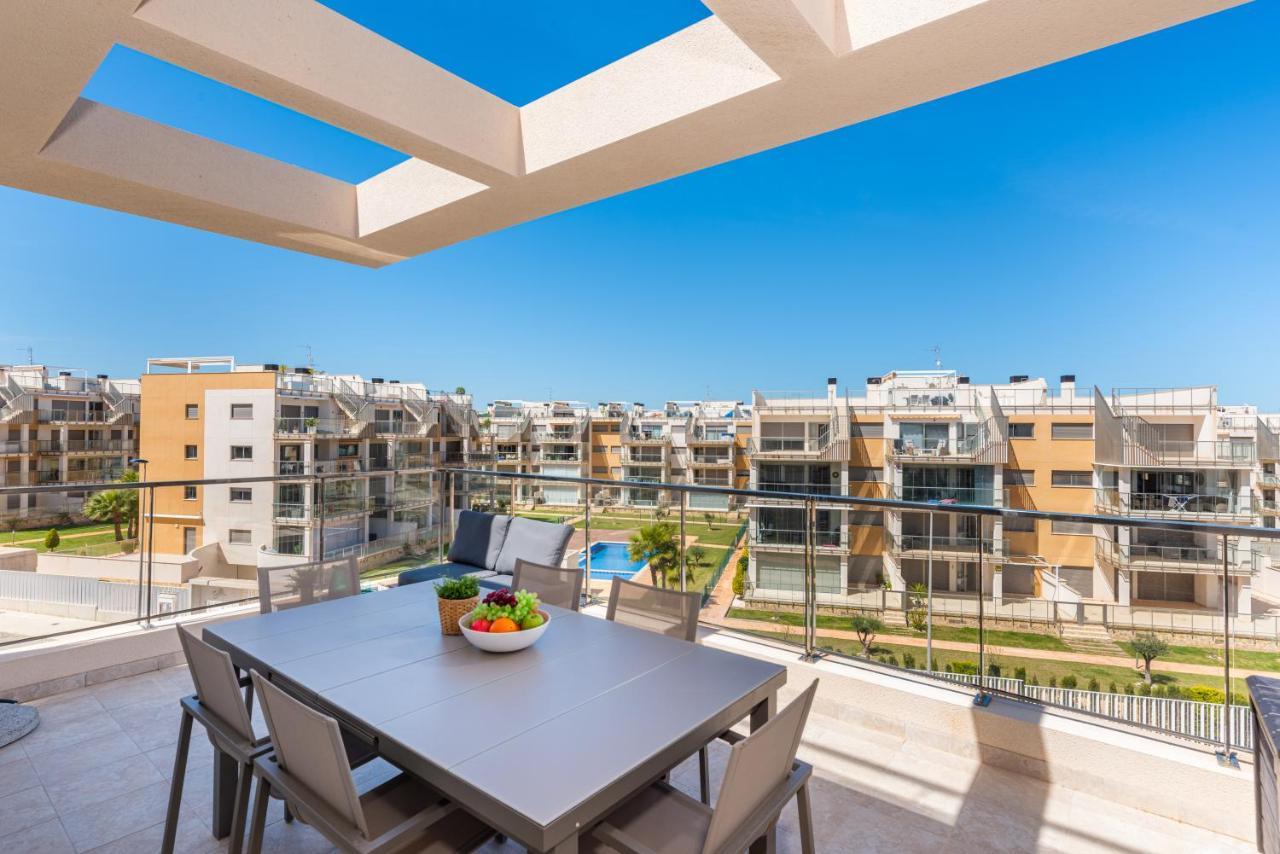 La Zenia Cocoon - Luxury Penthouse With Jacuzzi, 2 Pools, Indoor Heated Pool, Sauna, Gym, Playstation Dehesa de Campoamor (Orihuela Costa) Exterior foto