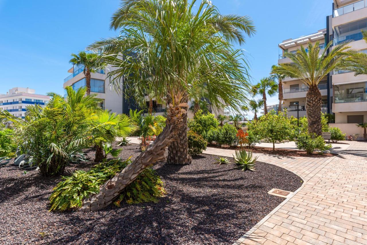 La Zenia Cocoon - Luxury Penthouse With Jacuzzi, 2 Pools, Indoor Heated Pool, Sauna, Gym, Playstation Dehesa de Campoamor (Orihuela Costa) Exterior foto