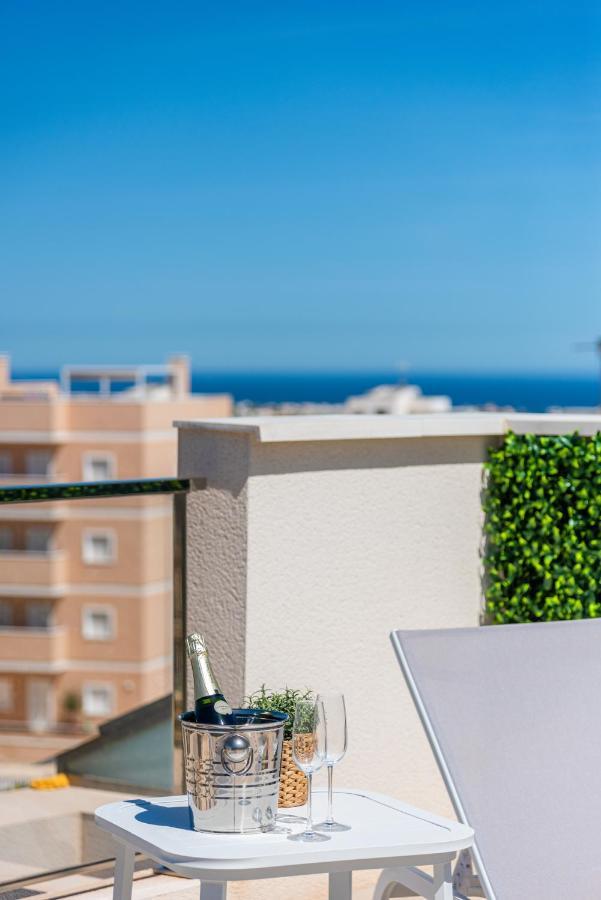 La Zenia Cocoon - Luxury Penthouse With Jacuzzi, 2 Pools, Indoor Heated Pool, Sauna, Gym, Playstation Dehesa de Campoamor (Orihuela Costa) Exterior foto