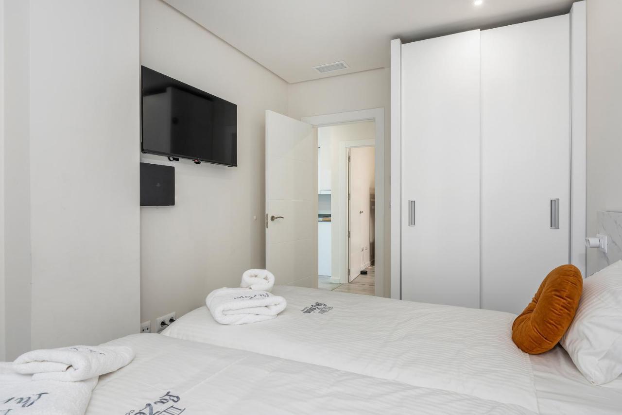La Zenia Cocoon - Luxury Penthouse With Jacuzzi, 2 Pools, Indoor Heated Pool, Sauna, Gym, Playstation Dehesa de Campoamor (Orihuela Costa) Exterior foto